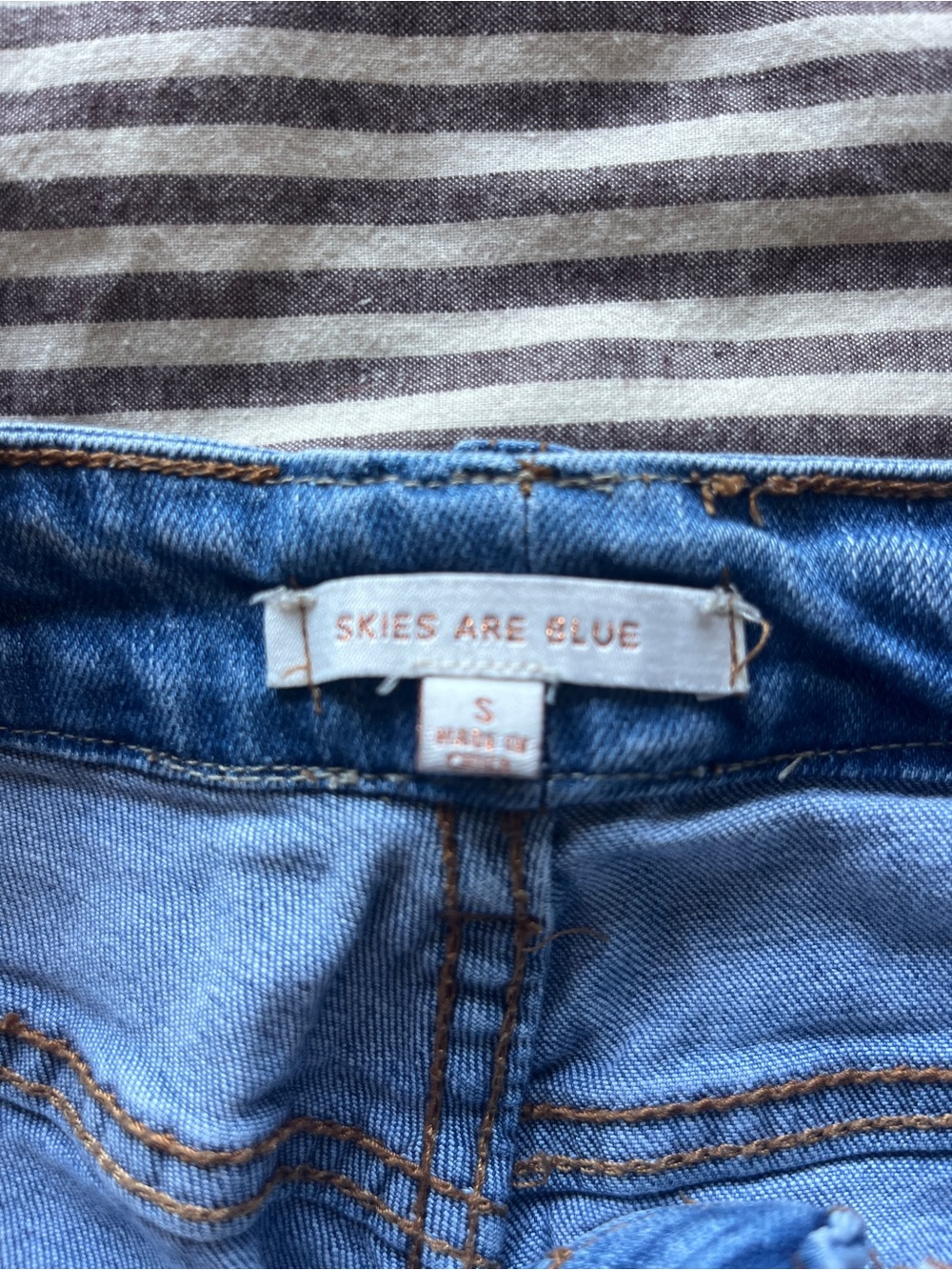 Skies Are Blue Light Blue High-Rise Cropped Jeans with Front Seams - Picture 10 of 10